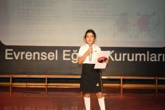 Evrensel Kolej